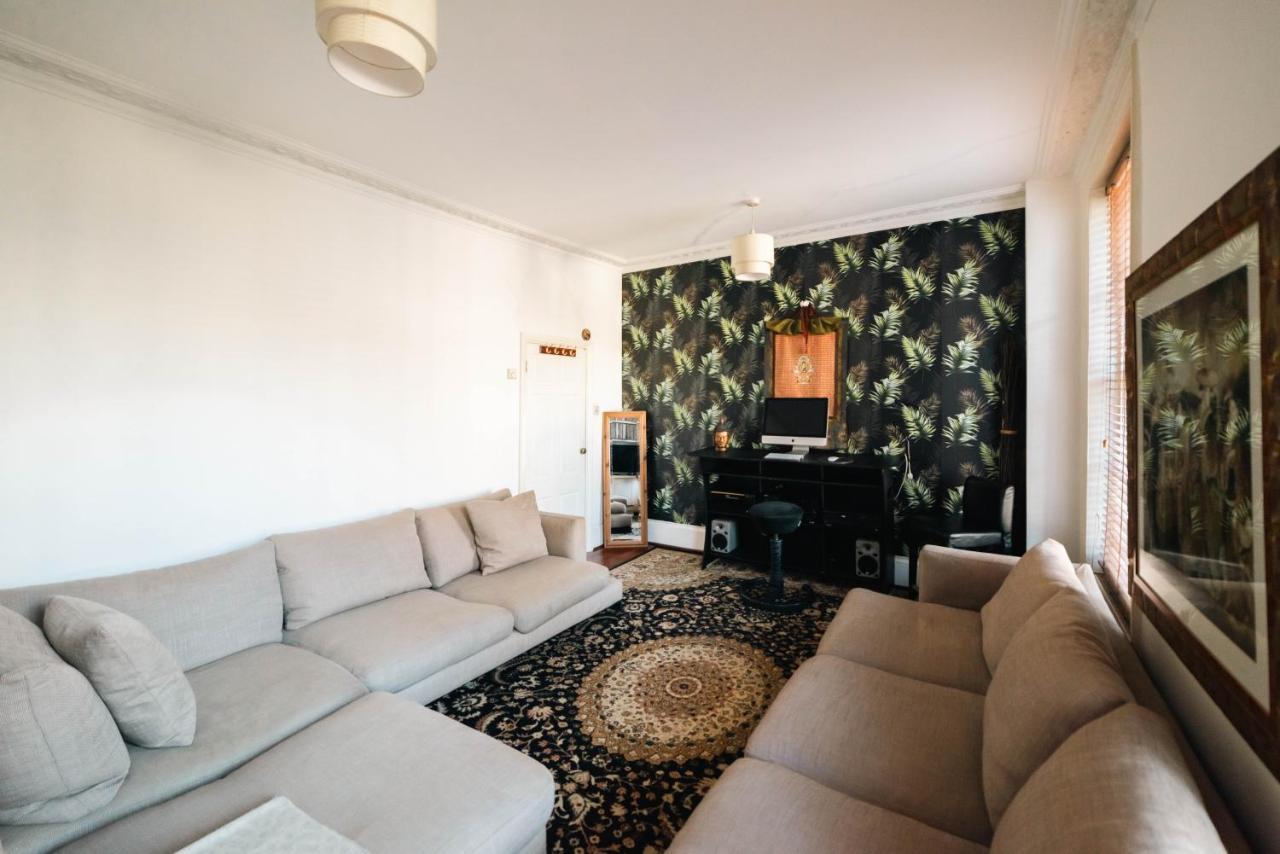 Stylish 2 Bedroom Flat In Camden Town ロンドン エクステリア 写真