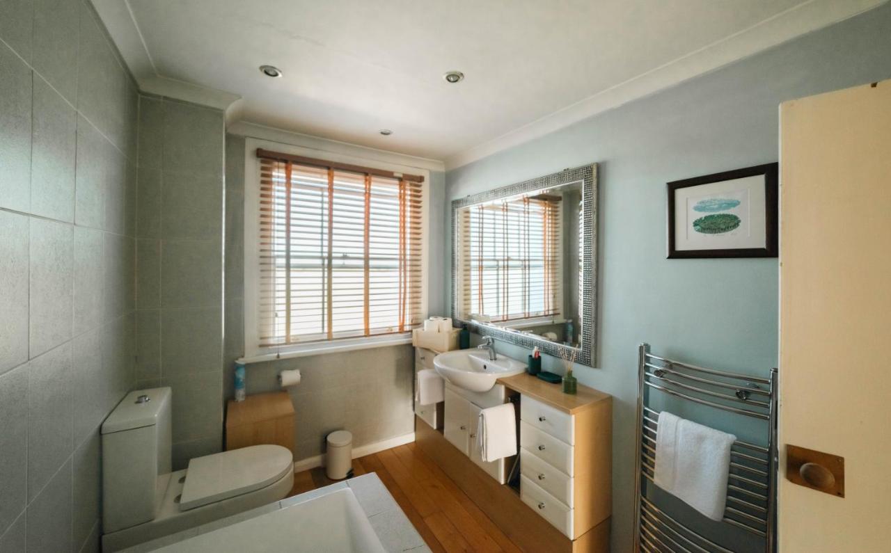 Stylish 2 Bedroom Flat In Camden Town ロンドン エクステリア 写真